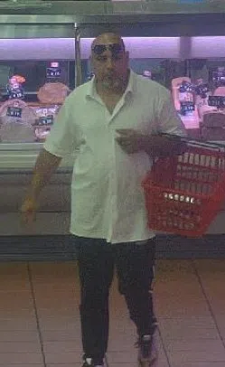 Unknown man wanted following attempted theft case
