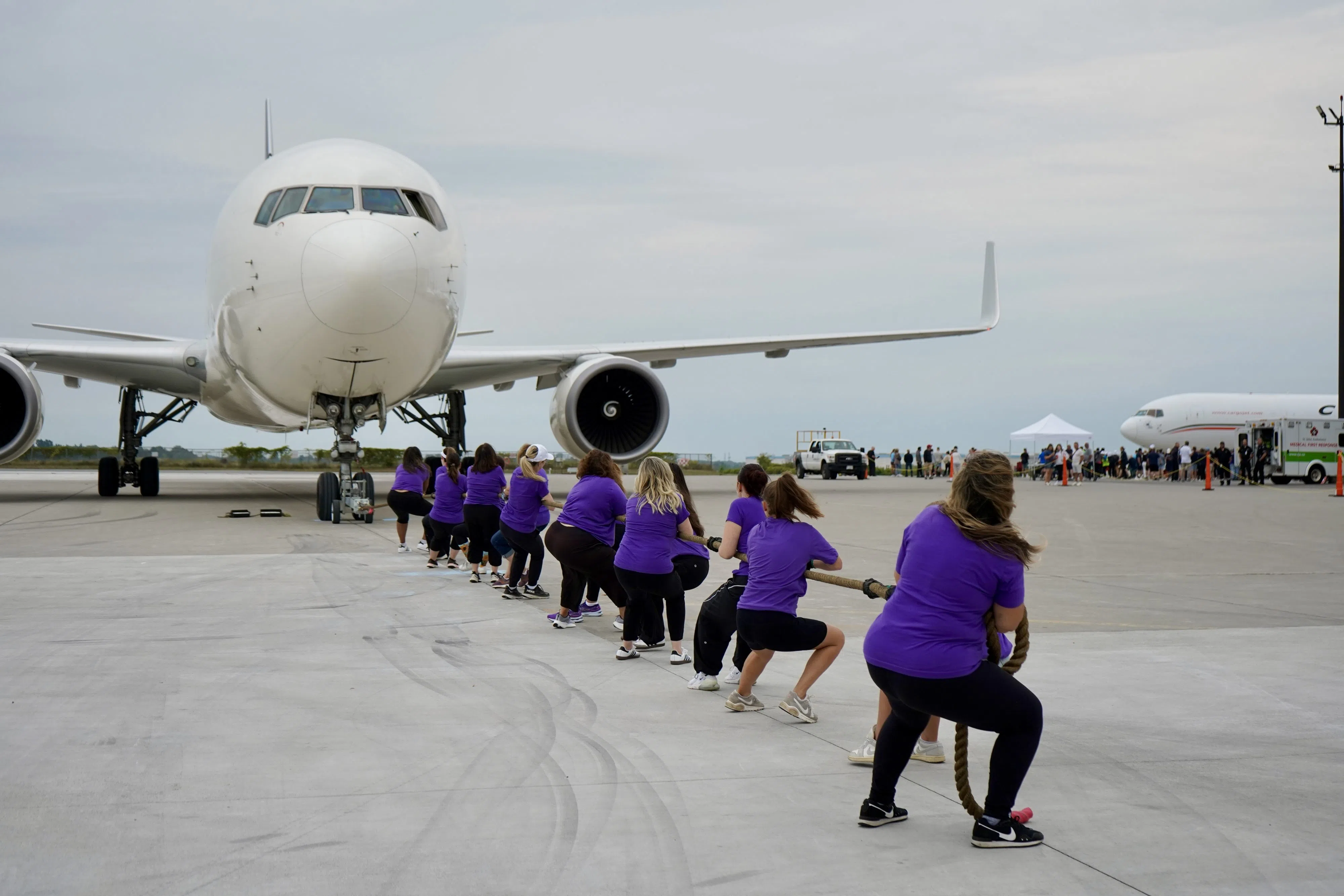Plane pull kicks off United Way Halton & Hamilton fundraising campaign
