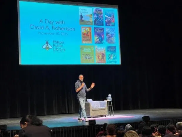 Award-winning author leads powerful discussion at MPL event