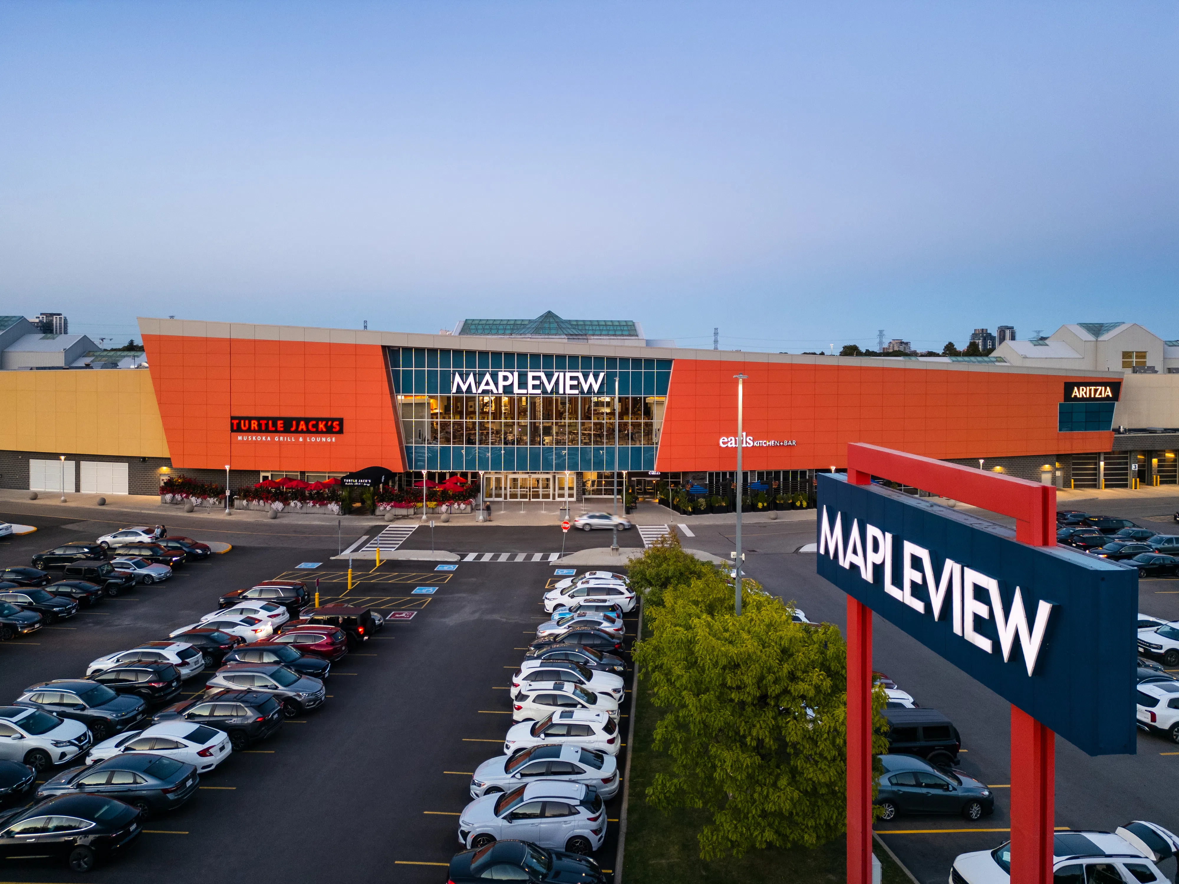 Burlington mall holding fundraising toy workshop