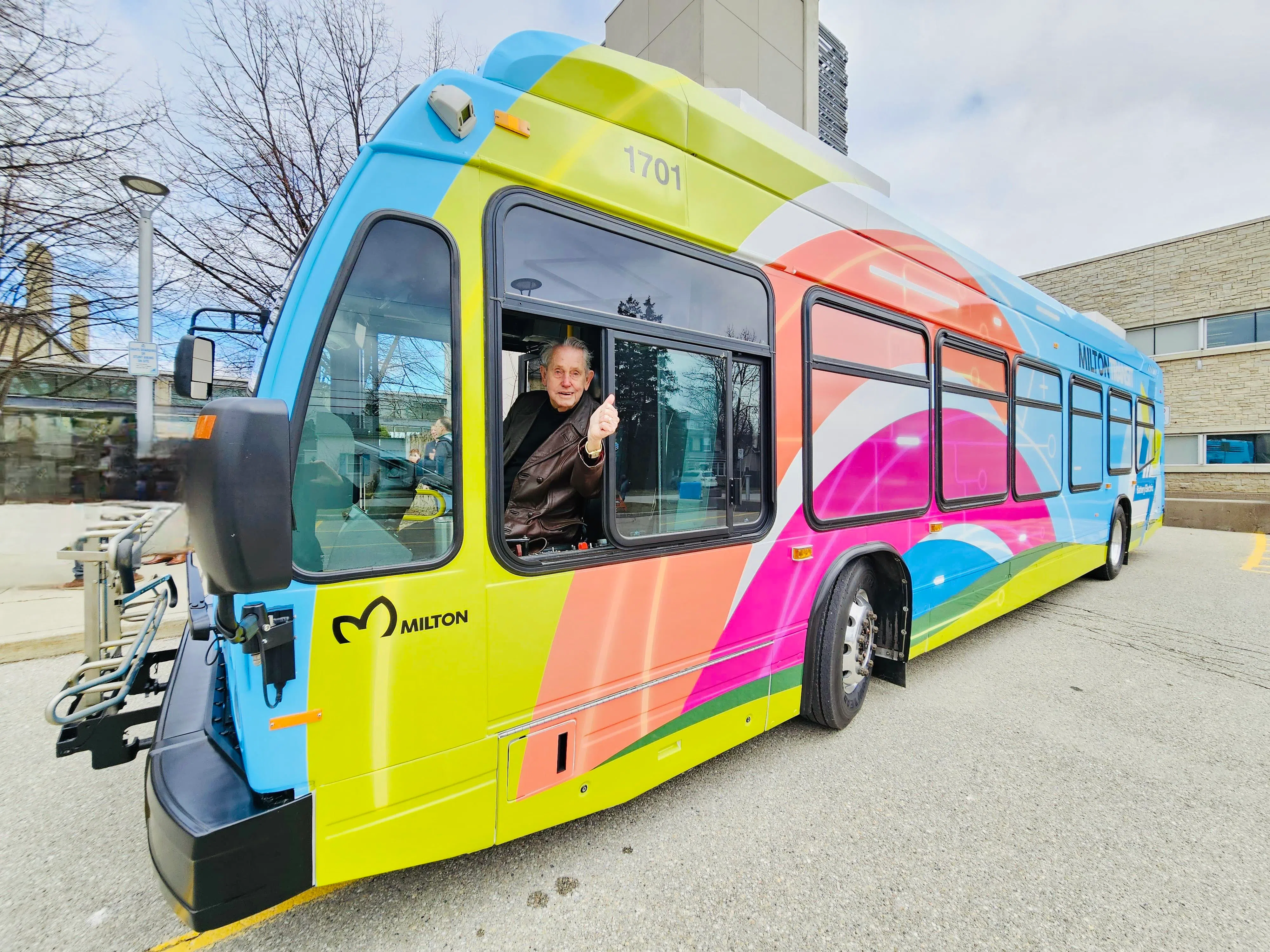 Town of Milton recognized for their converted electric bus