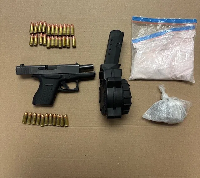 Pair of Oakville residents facing drug, weapon possession charges