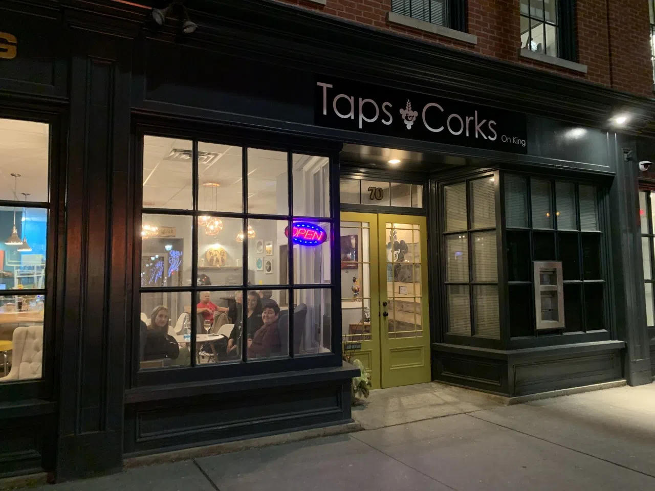 The annual Cobourg Winter Pub Crawl goes this Saturday 93.3 myFM