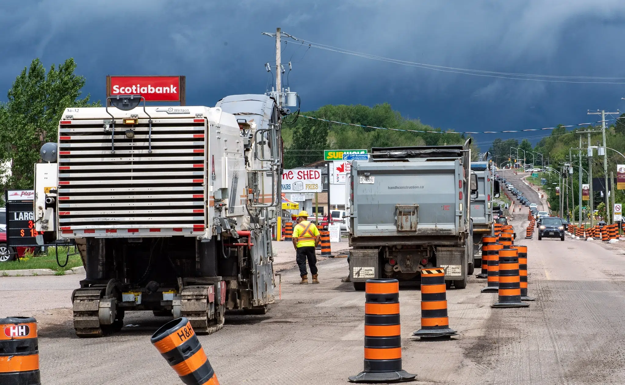 Work on Petawawa Boulevard continues 104.9 Pembroke Today