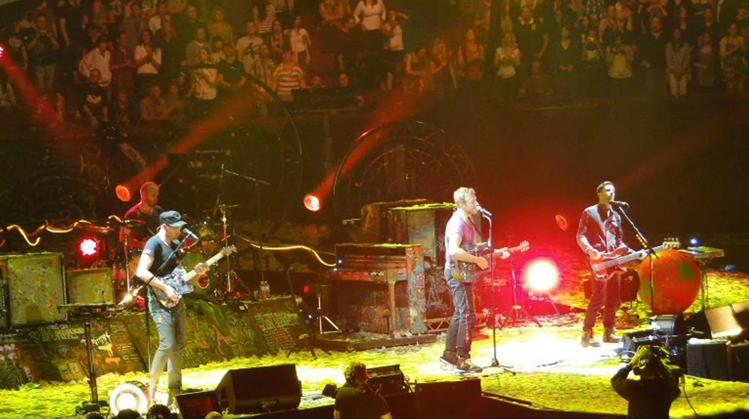 Coldplay’s New Album, Starring You 100.3 The Q!