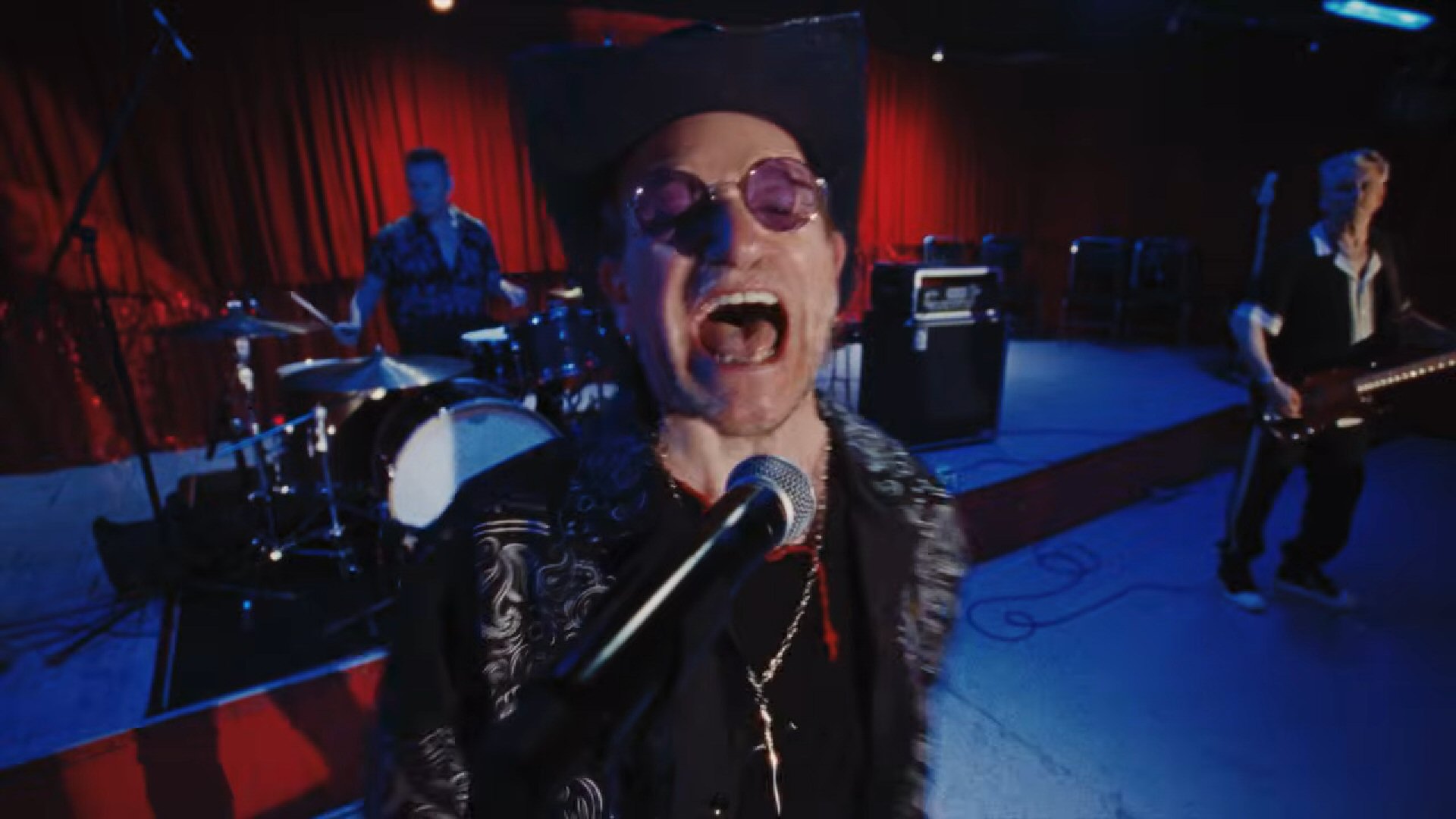 U2