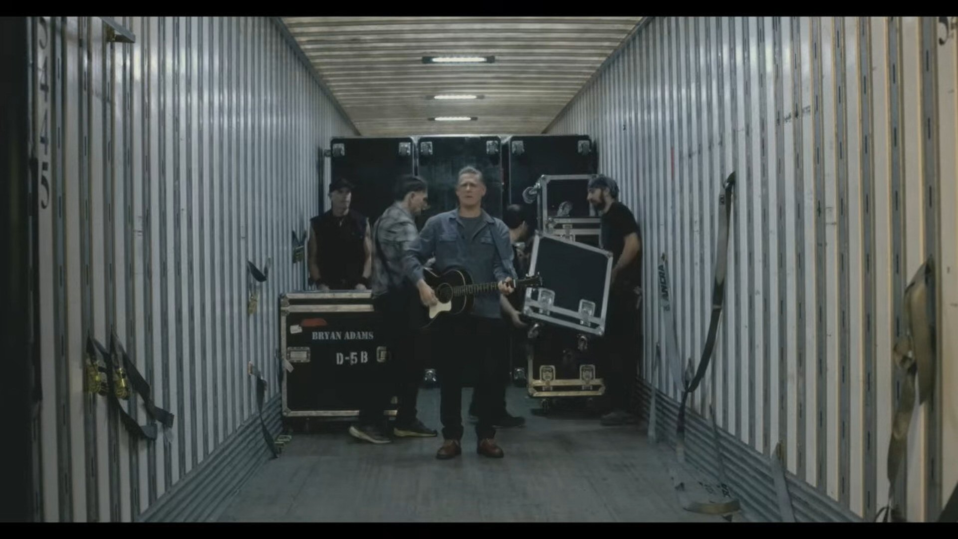 Bryan Adams - How's It Goin'