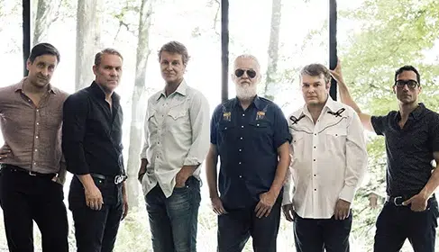 Blue Rodeo and Colin James – Giant FM Has Your Chance