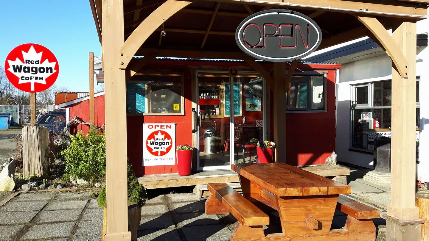 Red Wagon Caf'EH, Comox