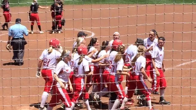 WIAA D3 Softball: Akey does it all to send Weyauwega-Fremont to state final
