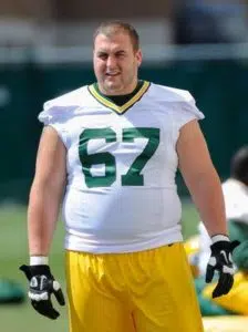 Packers release veteran lineman Don Barclay