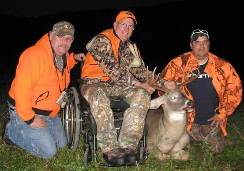 Study: Hunting deer with rifles doesn’t increase gun violence