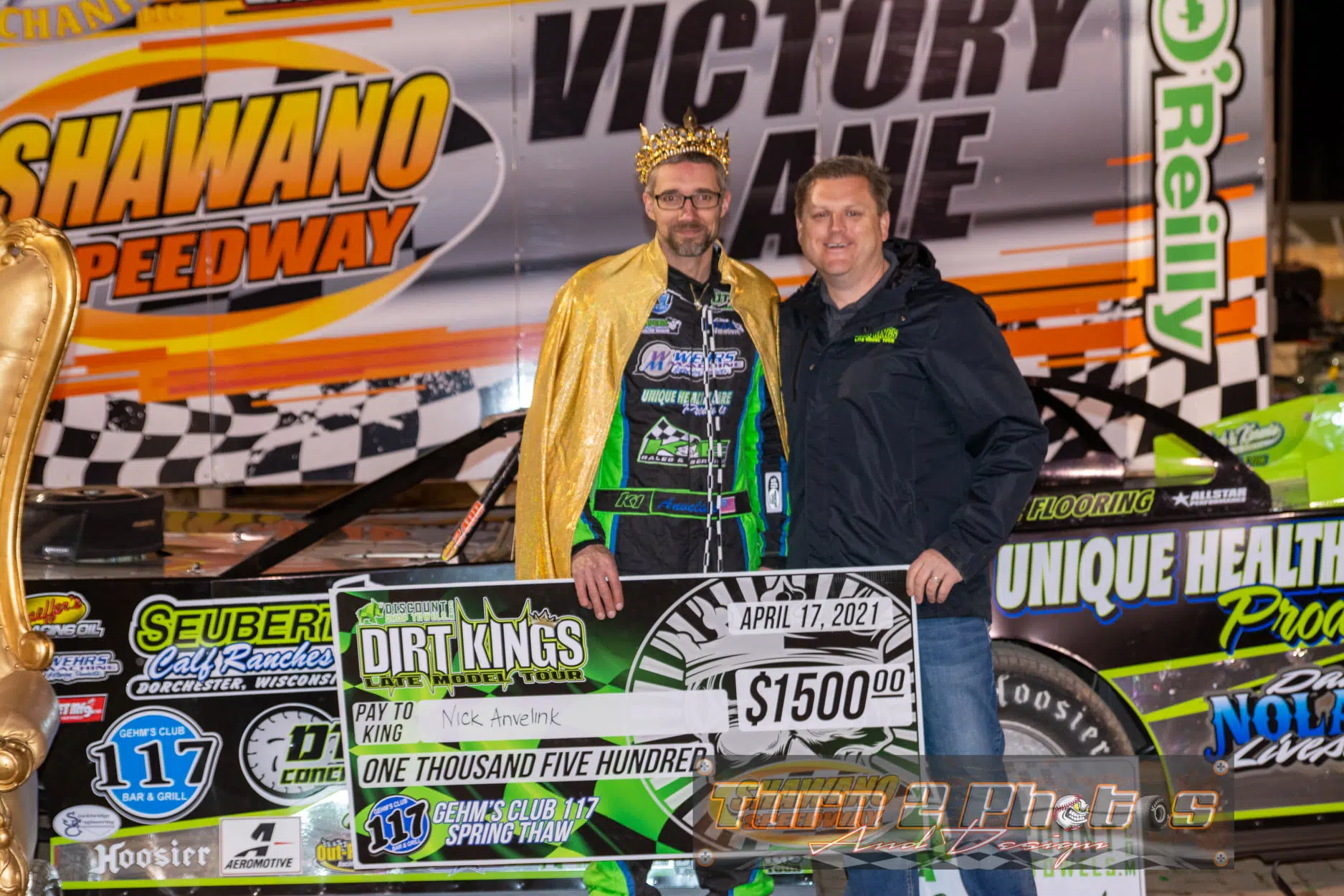 Nick Anvelink is King in the 2021 Opener At Shawano Speedway