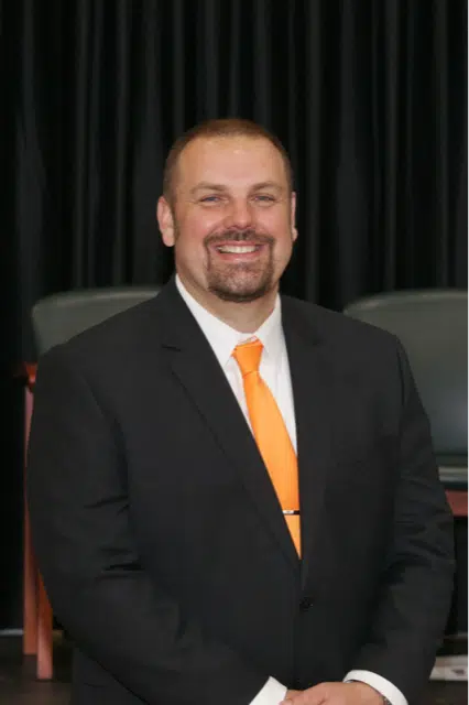 Clintonville School Staff To Receive Raises