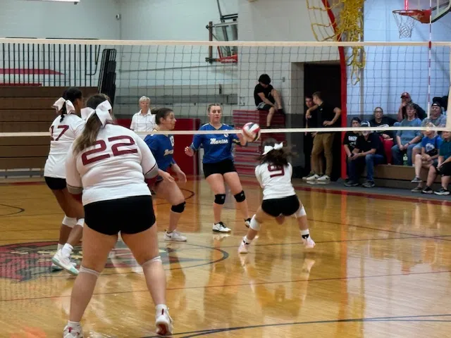 Volleyball: Gresham and Bowler Win CWC Matches