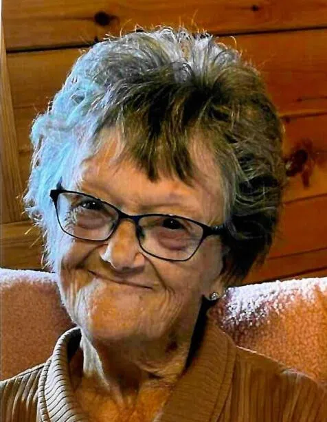 Christine "Chris" Dewella (Hanke) Brehm