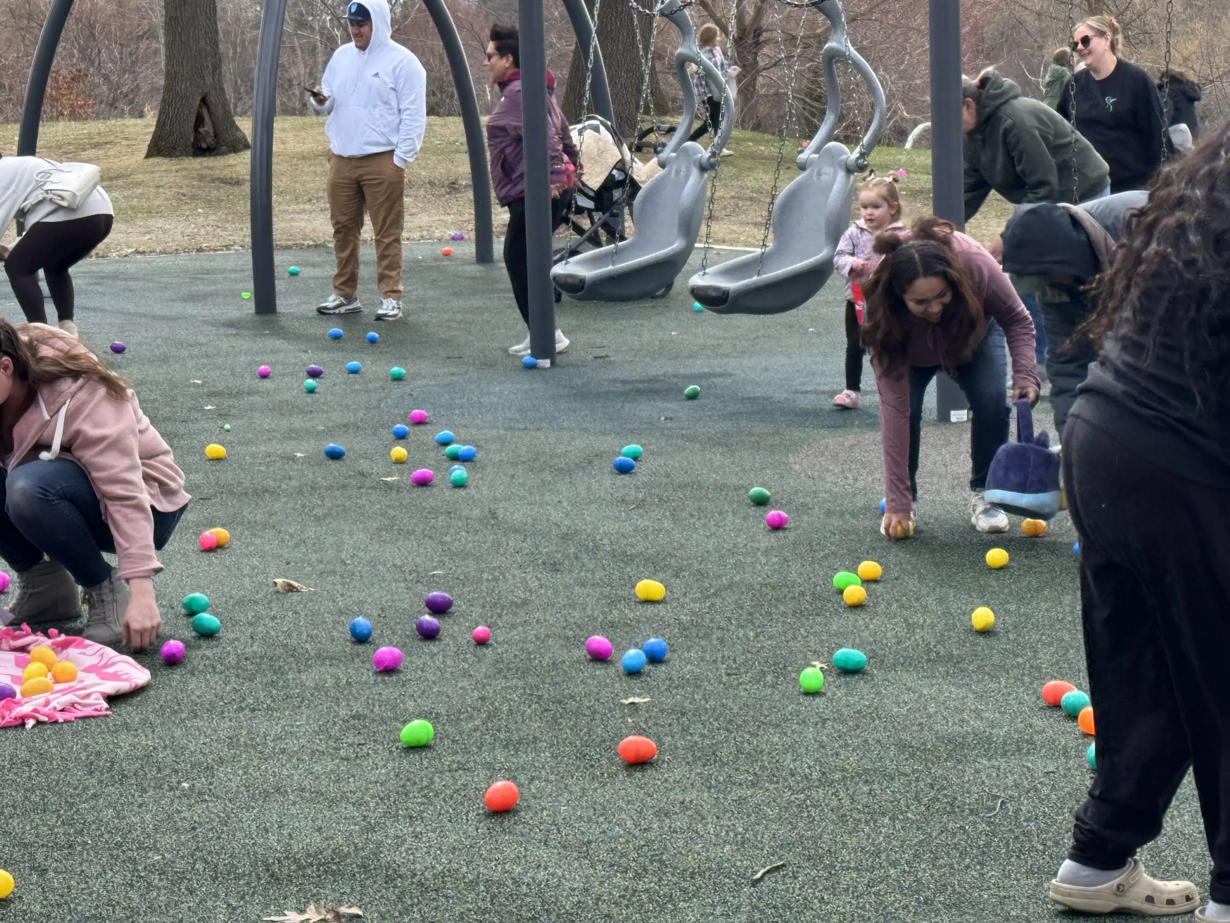 Shawano Area Offers Two Successful Egg Hunts