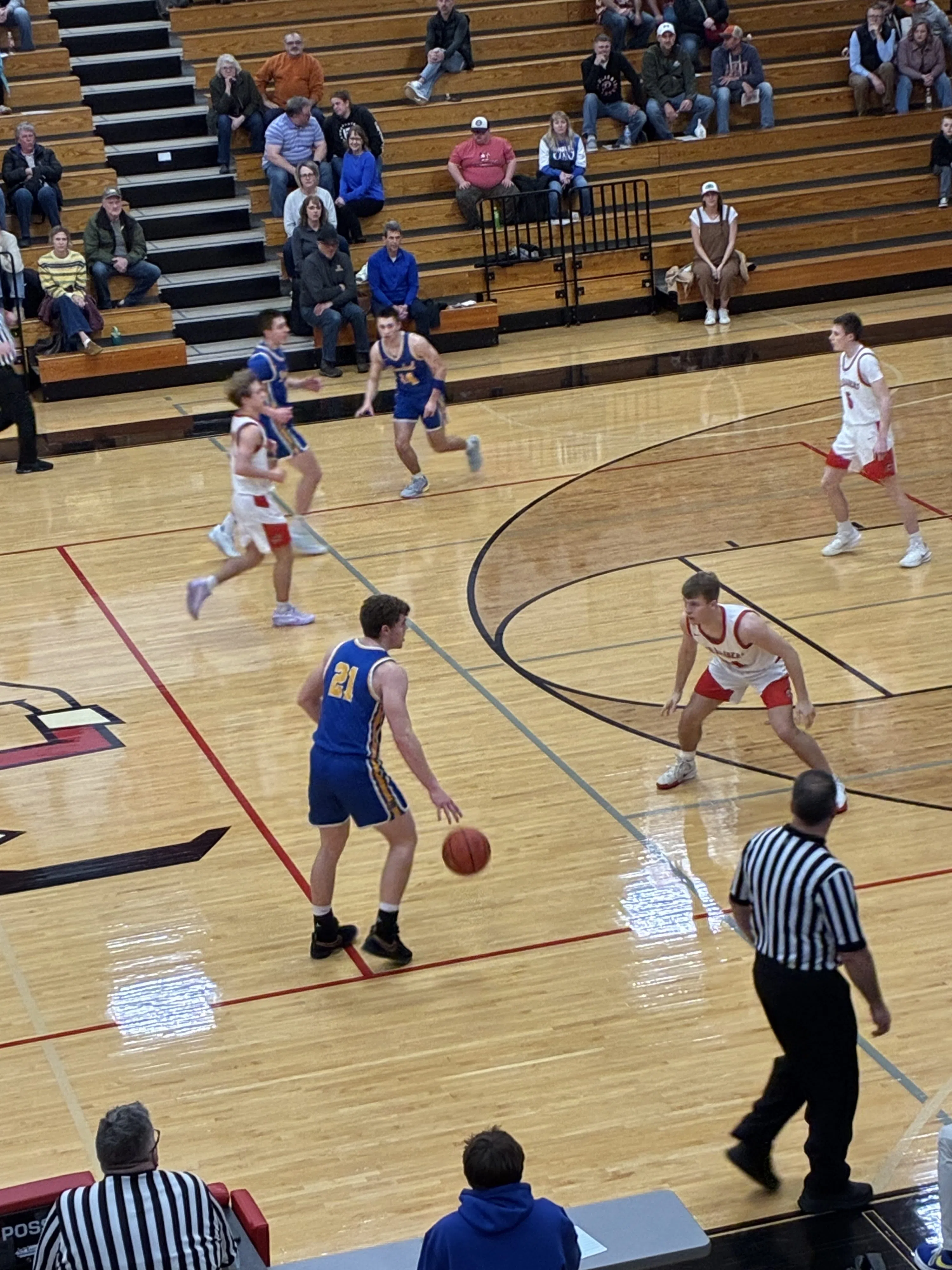 Three In Double Figures As Bears Win 4th Straight