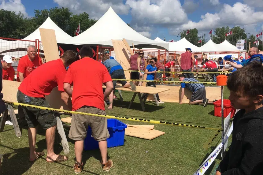 Plywood Cup takes over Wascana Lake for 13th time