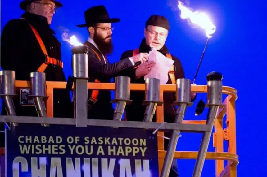 Saskatoon celebrates Hanukkah