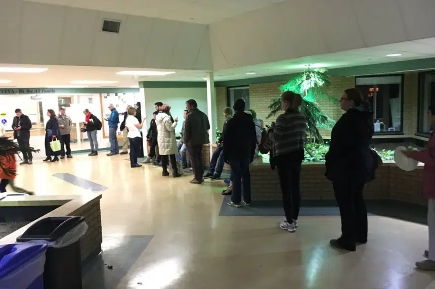 Long lines, late night as Saskatoon voters turn out to polls