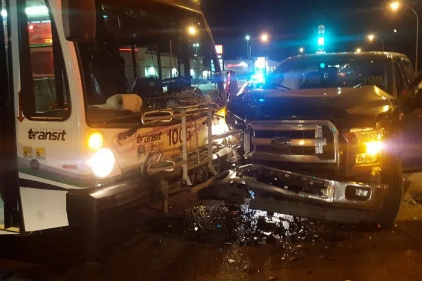 Saskatoon bus, pickup truck collide during morning commute