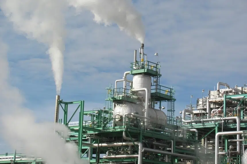 Union representing Co-op refinery workers declares impasse