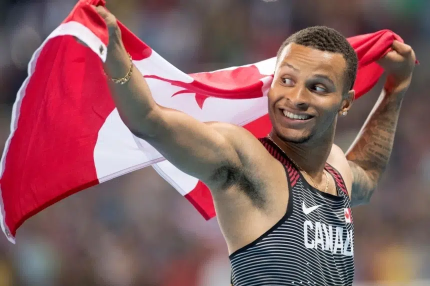 Another one: Sprinter Andre De Grasse through to 200 metre final with Bolt
