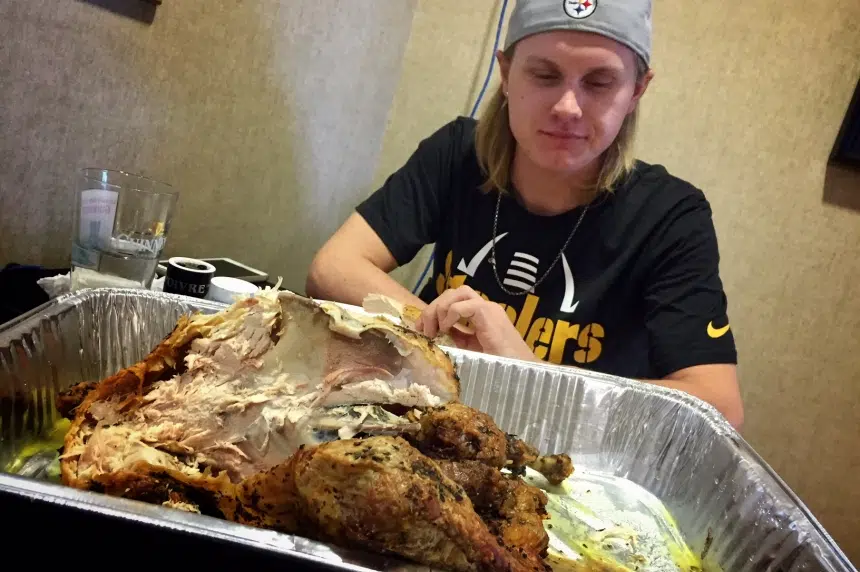 Gobble, gobble: Saskatoon man eating 10lb turkey for shot at $10K