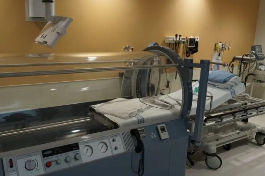 New hyperbaric chamber opens at Moose Jaw hospital
