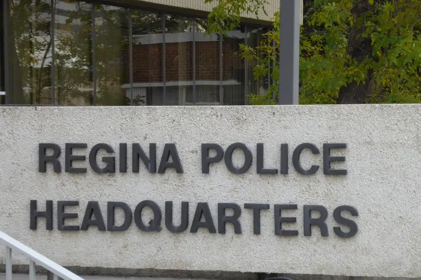 Regina woman victim of violent robbery; 2 suspects at large