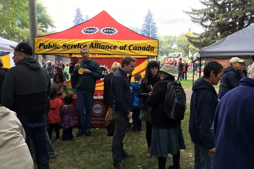 Labour Day barbecue celebrates workers rights in Saskatoon