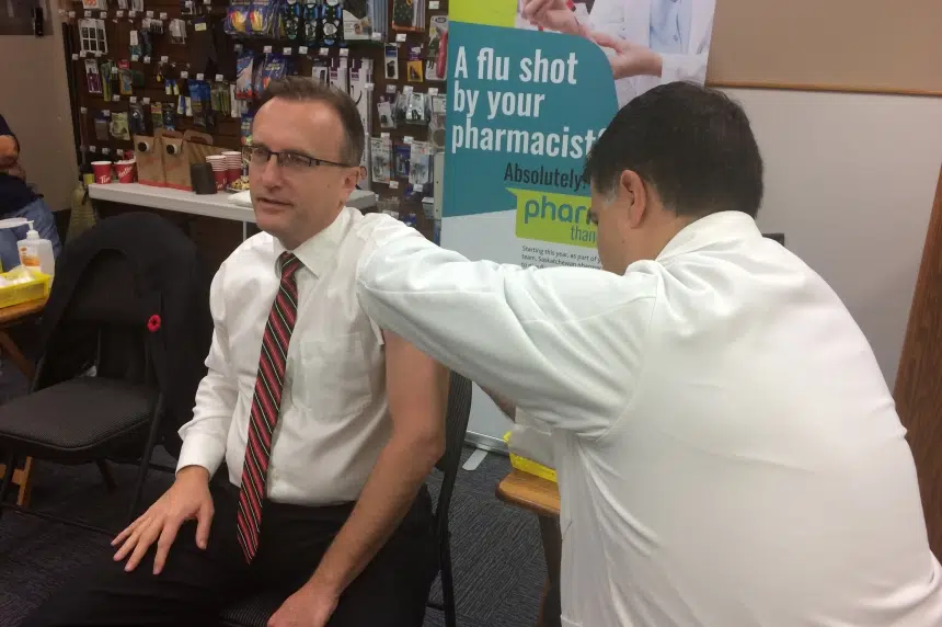 Health Minister gets shot to fight the flu