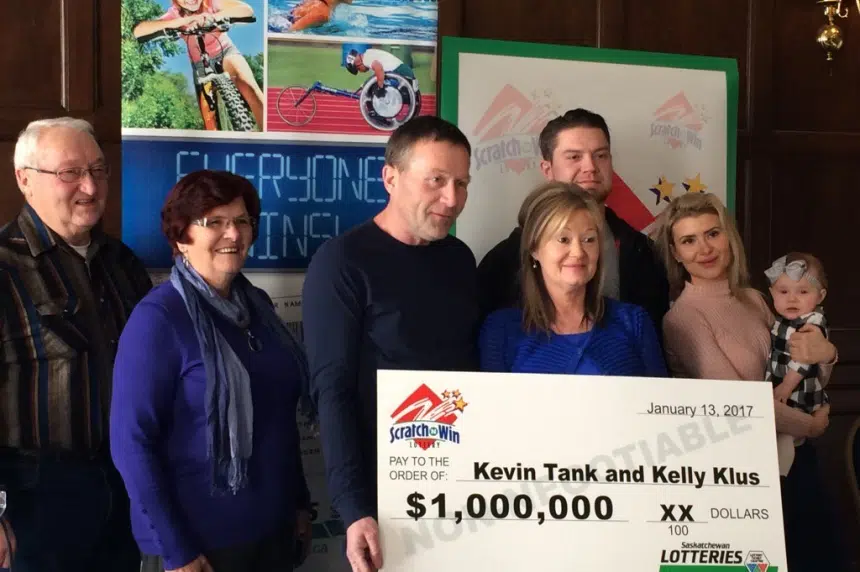 Melville couple win $1M on scratch ticket