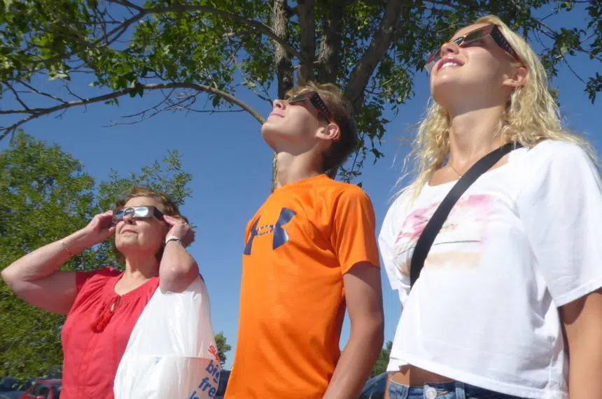 'It's a thrill:' Regina sky watchers marvel at eclipse