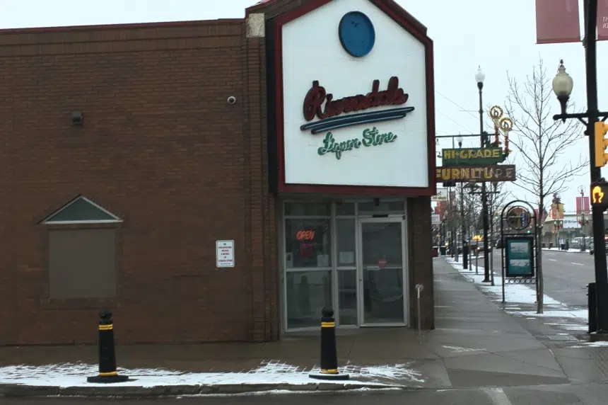 Saskatoon customers react to more liquor privatization