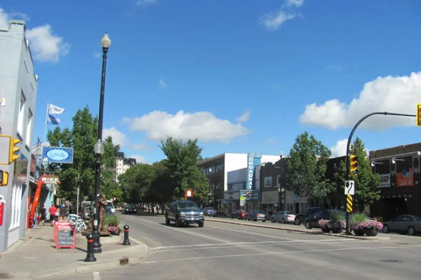 Saskatoon water main, repaving project on Broadway coming down the pipes in May