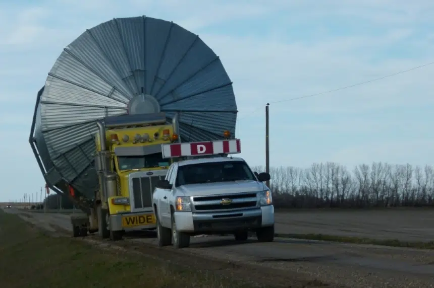 Power outage in southeast Sask. due to truck hauling grain bin