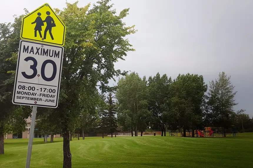 Saskatoon drivers back to slowing down in school zones