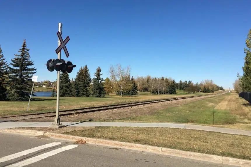 Quiet train tracks in Regina's northwest back in use 