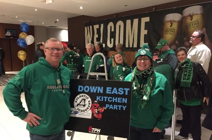 Rider green sticks out in Ottawa for Grey Cup