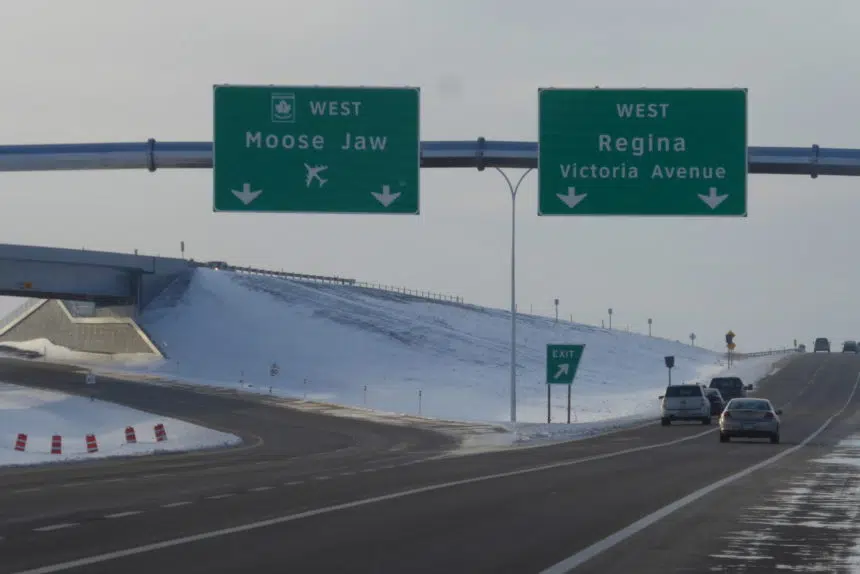 Drivers confused by conflicting signage for Regina Bypass