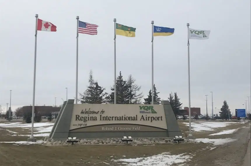 Flight instructor reacts to possible loss of air traffic control in Regina