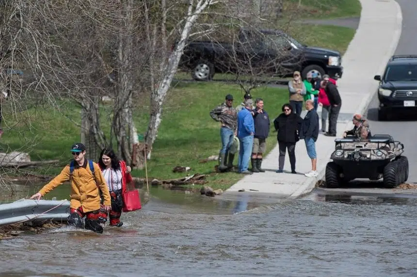 Floodwaters in southern New Brunswick to rise for at least another day