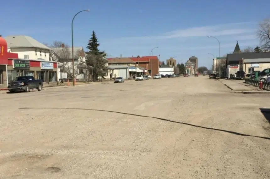 Moose Jaw given paperweight 'award' for High Street project