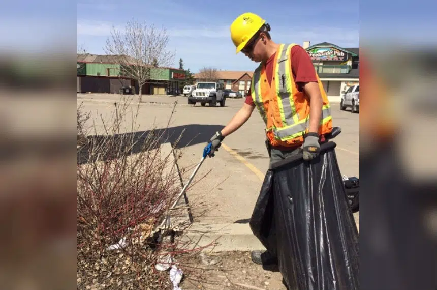 City says winter garbage pickup change didn't impact litter