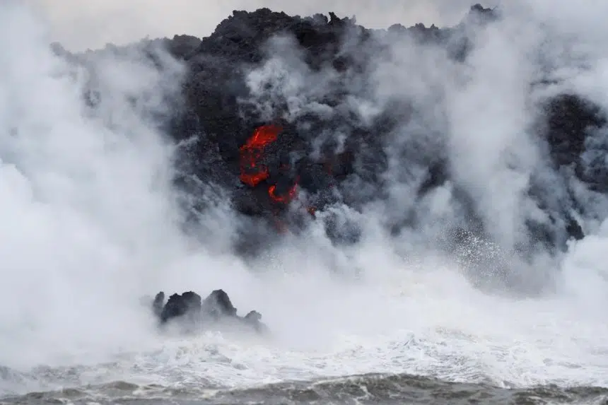 Lava from Kilauea volcano enters ocean, creates toxic cloud