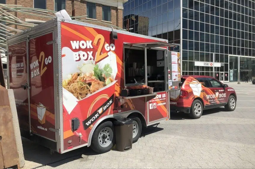 Regina to review $300 hike for food truck permits: mayor
