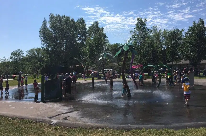 Regina, Saskatoon offering ways for people to beat the heat