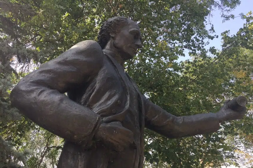 Regina man claims he painted red hands on John A. MacDonald statue